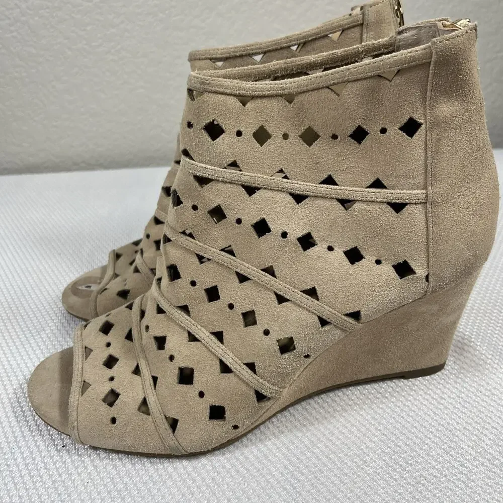 Michael Kors Uma Laser-Cut Suede Wedge Bootie Sandals Peep‎ Toe Sz 8M / 38